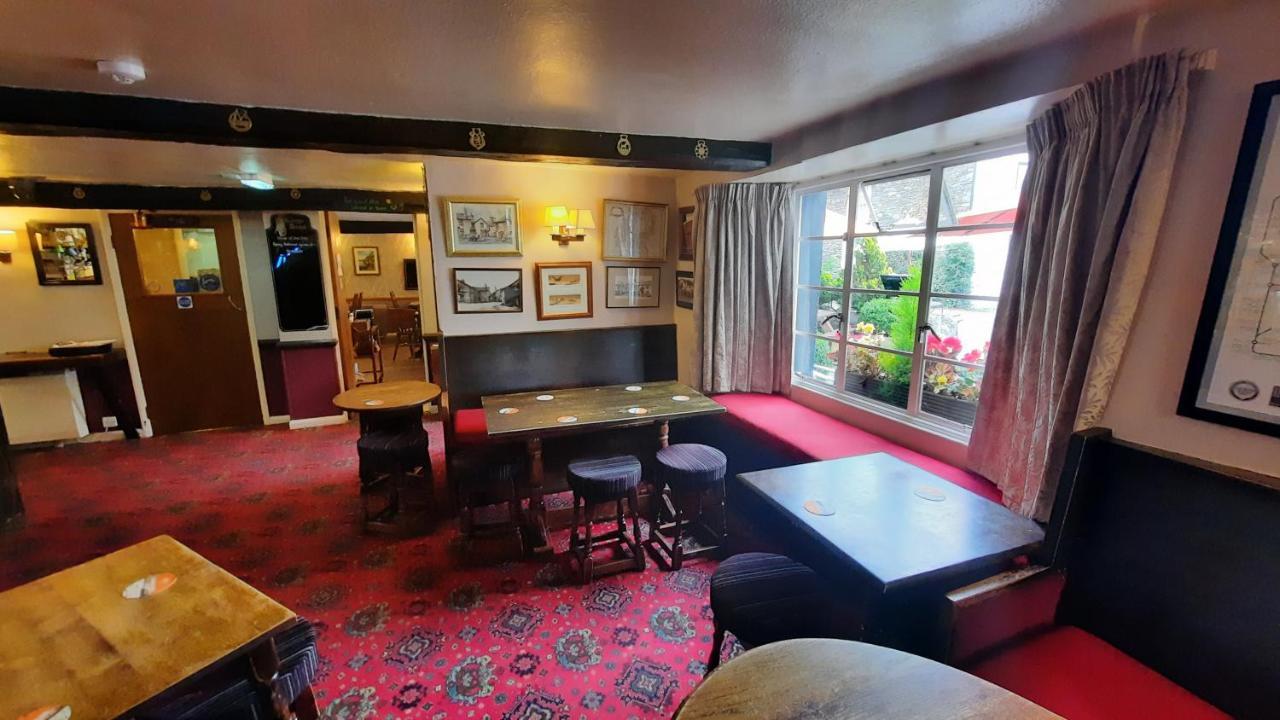 Kings Arms Hotel 호크셰드 외부 사진