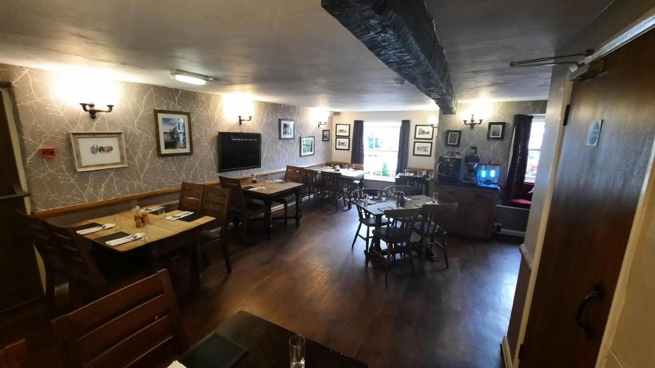 Kings Arms Hotel 호크셰드 외부 사진